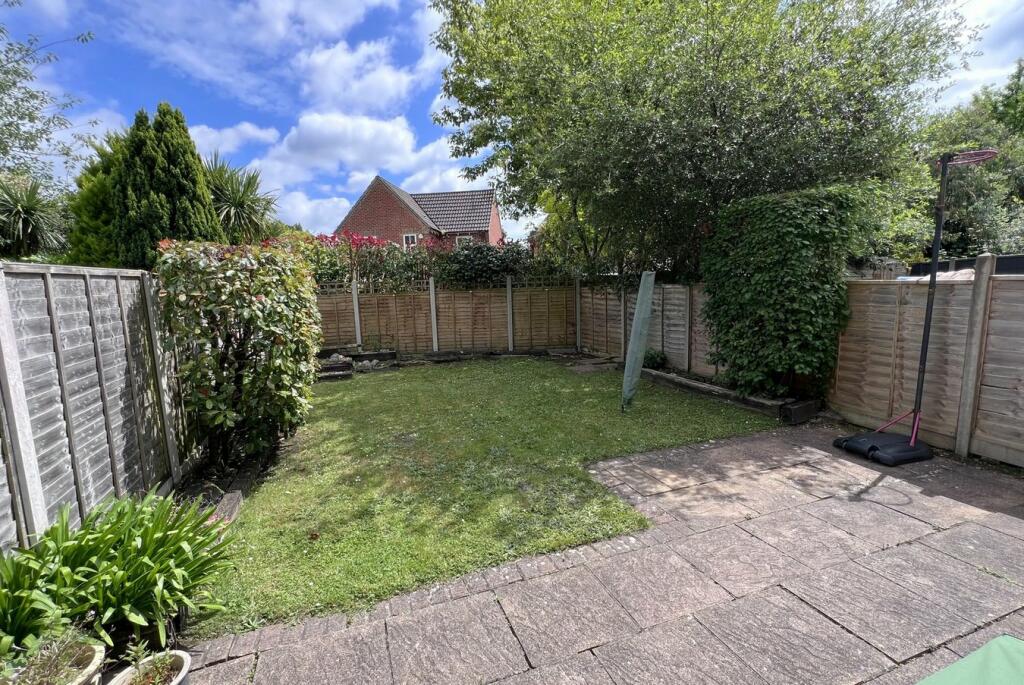 Additional property image - Everdene Close, Ferndown, BH22