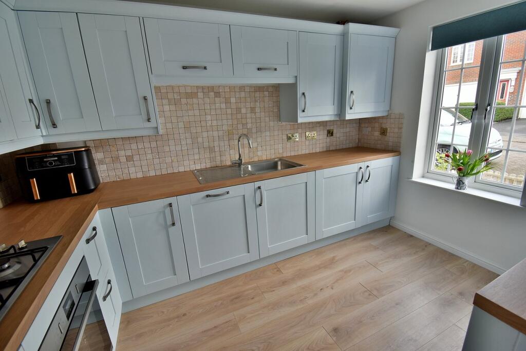 Additional property image - Rose Farm Close, Ferndown, BH22