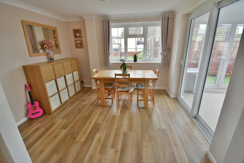 Additional property image - Warren Walk, Ferndown, BH22