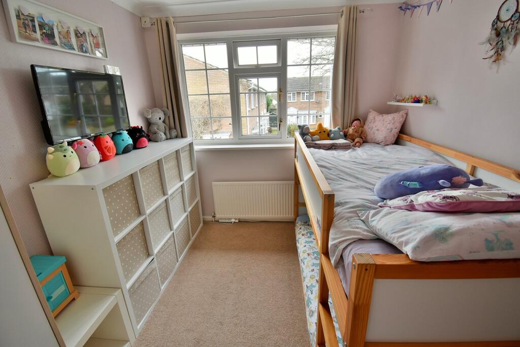 Additional property image - Warren Walk, Ferndown, BH22