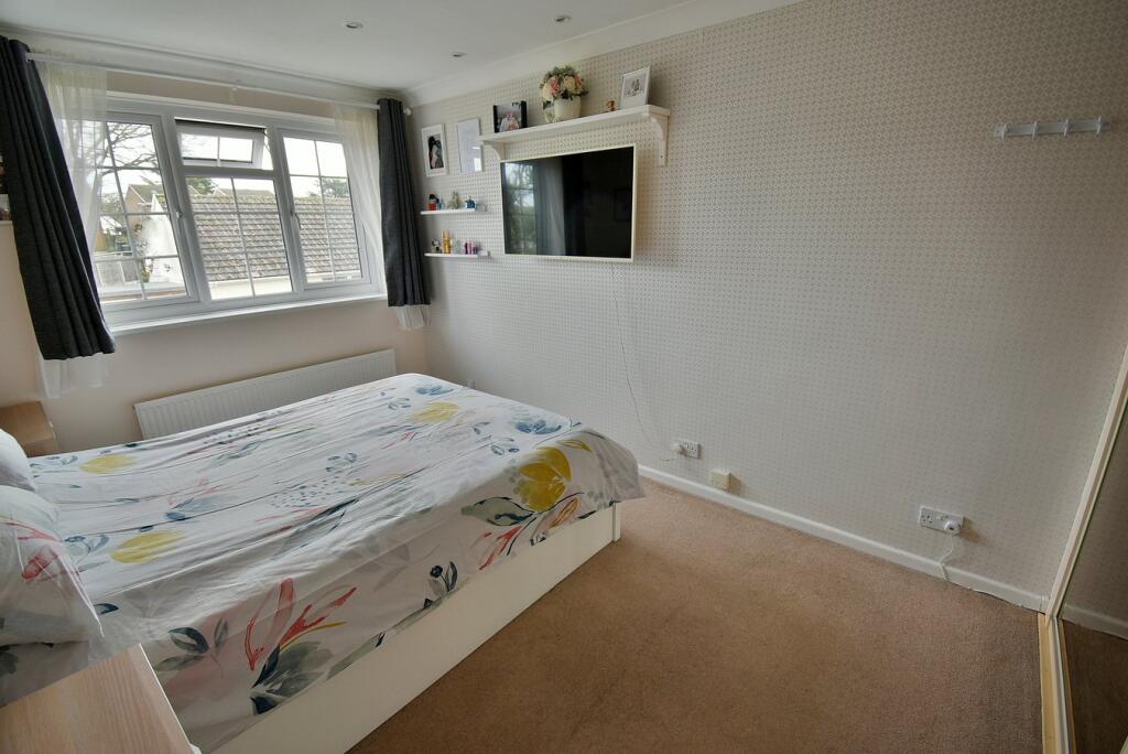 Additional property image - Warren Walk, Ferndown, BH22