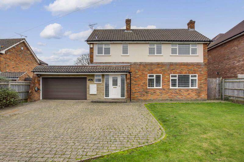 4 bedroom detached house for sale in Copes Road, Great Kingshill HP15
