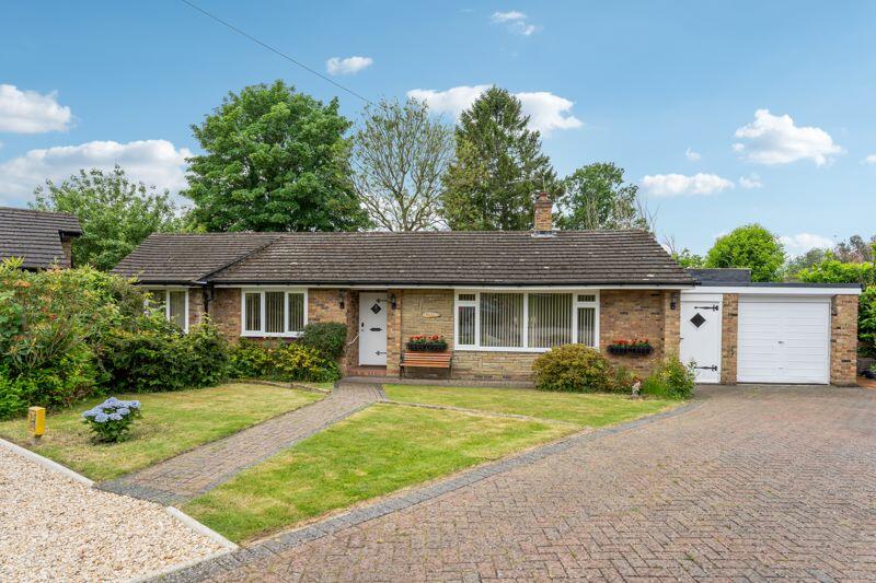 4 bedroom bungalow for sale in Moat Close, Prestwood HP16