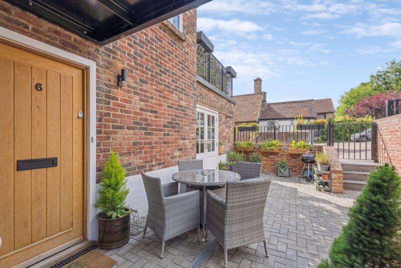 Main image of property: High Street, Great Missenden HP16