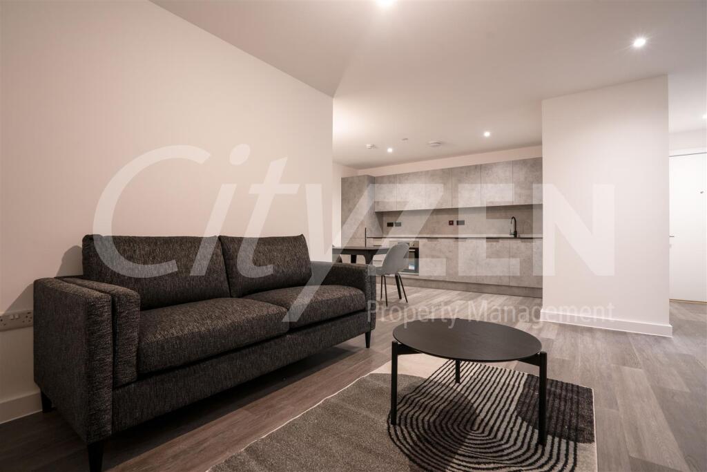 Main image of property: Berkeley Square, 319 - 321 Ordsall Lane