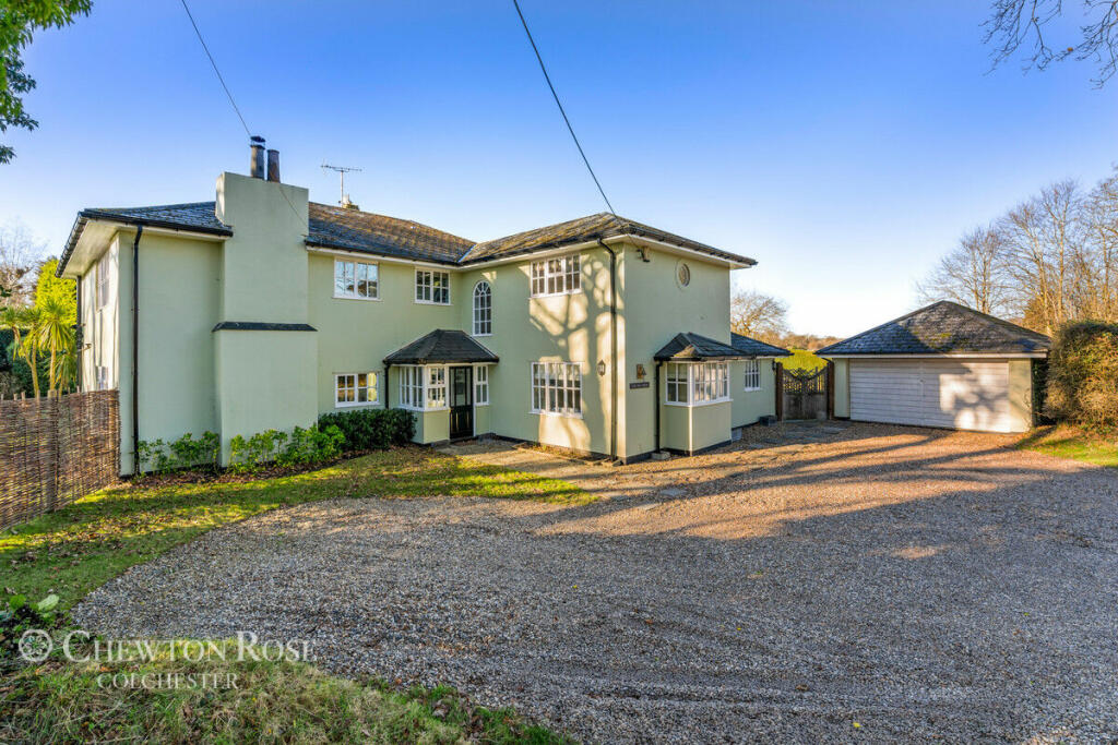 5 bedroom detached house for sale in The Folley, Layer De La Haye, CO2