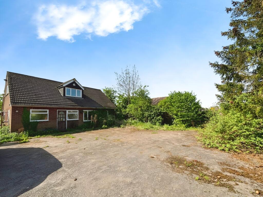 Main image of property: Kingsway, Royston, SG8
