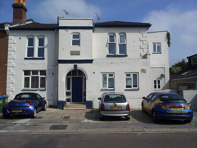 Main image of property: Avenue Road, Southampton, SO14