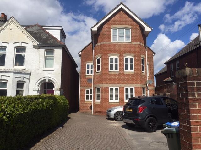 Main image of property: Kings Court, 416 Winchester Road 
