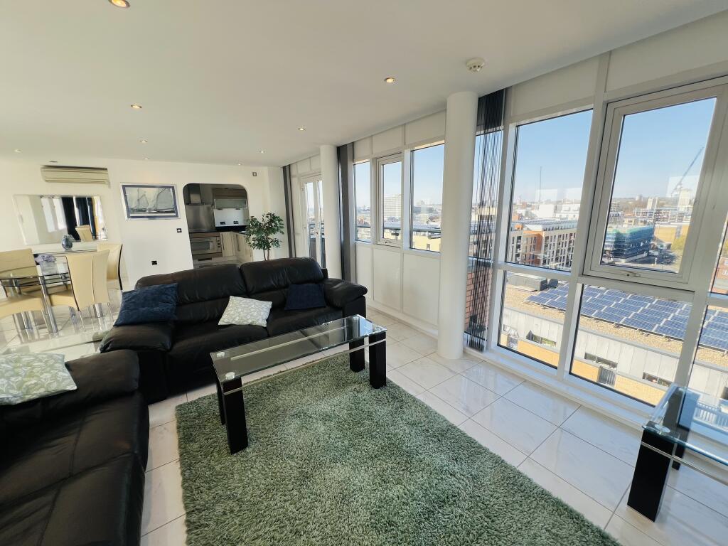 Main image of property: Oceana Boulevard, Lower Canal Walk, Southampton, SO14