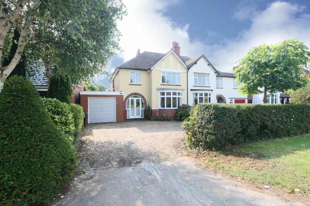 Main image of property: Kidderminster Road, Hagley, Stourbridge, DY9