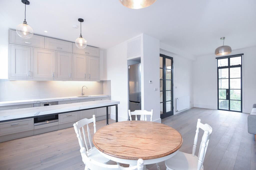 Main image of property: Dalmeny Road, N7