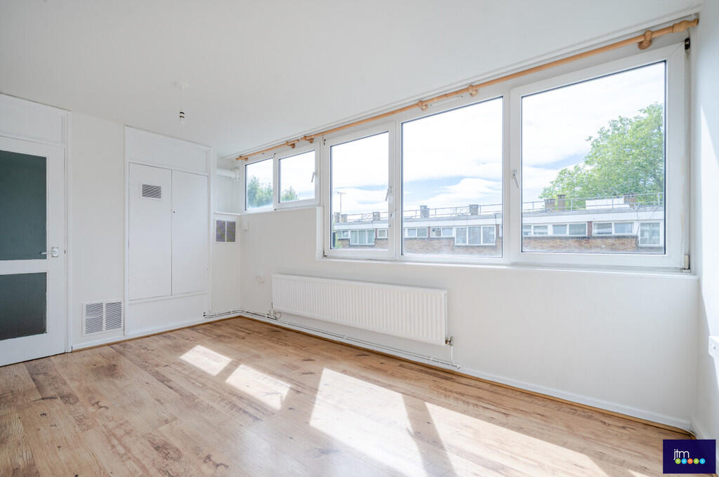 Main image of property: New Orleans Walk, N19