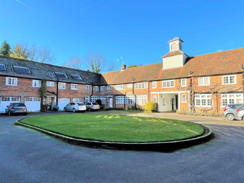 3 bedroom house for sale in The Street, Wonersh, GU5