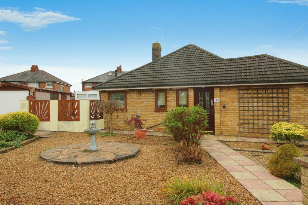 2 bedroom bungalow for sale in Coniston Drive, WaltonleDale, Preston