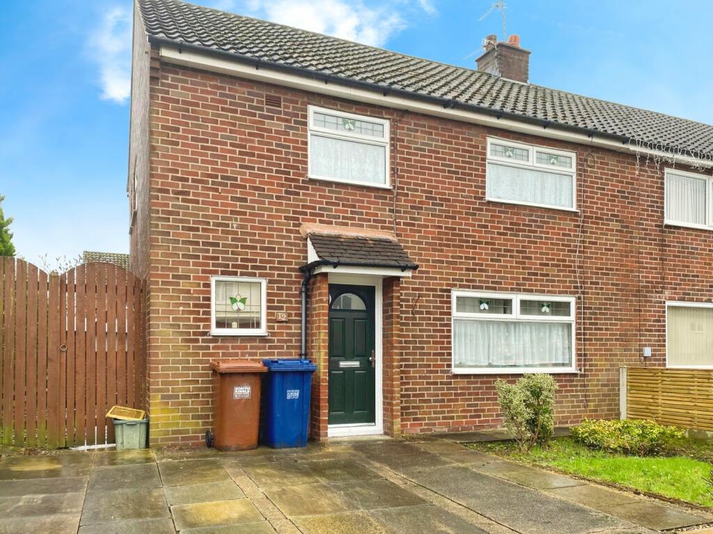 3 bedroom semidetached house for sale in Ash Grove, Bamber Bridge, Preston, Lancashire, PR5