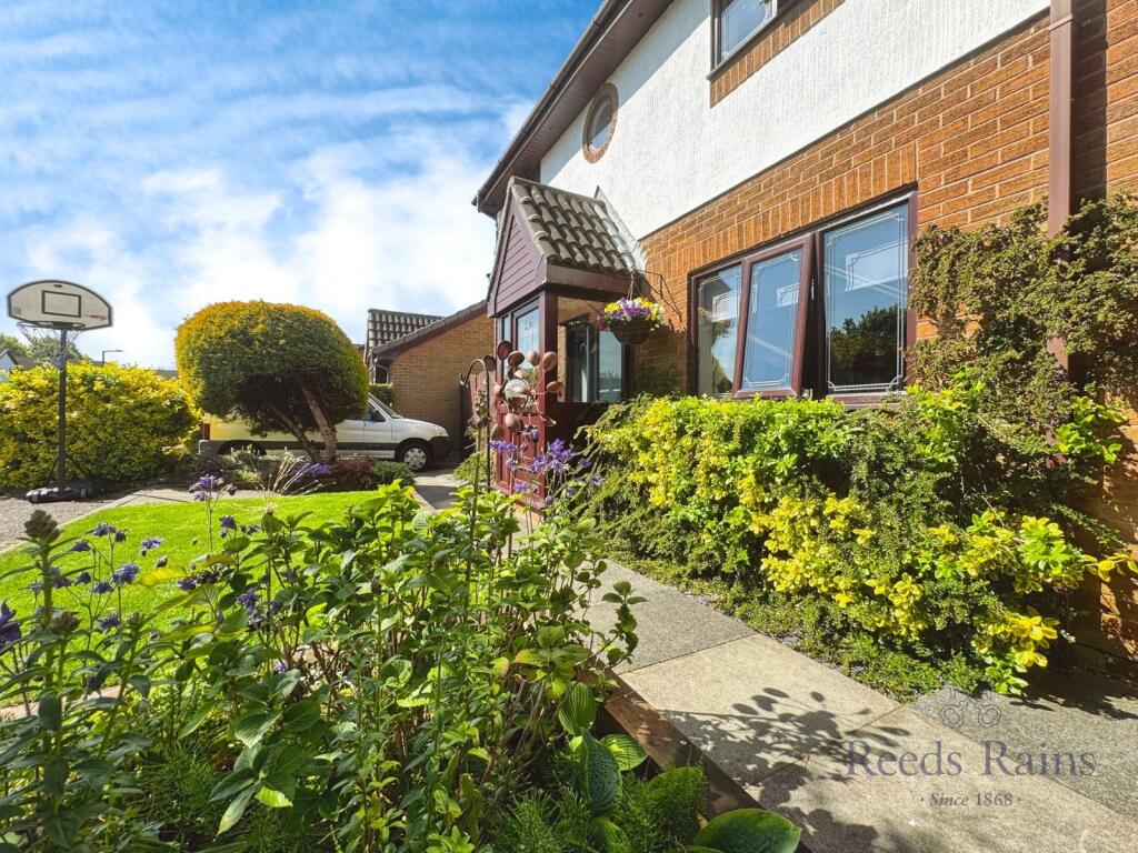 Main image of property: Highgale Gardens, Lostock Hall, Preston, Lancashire, PR5