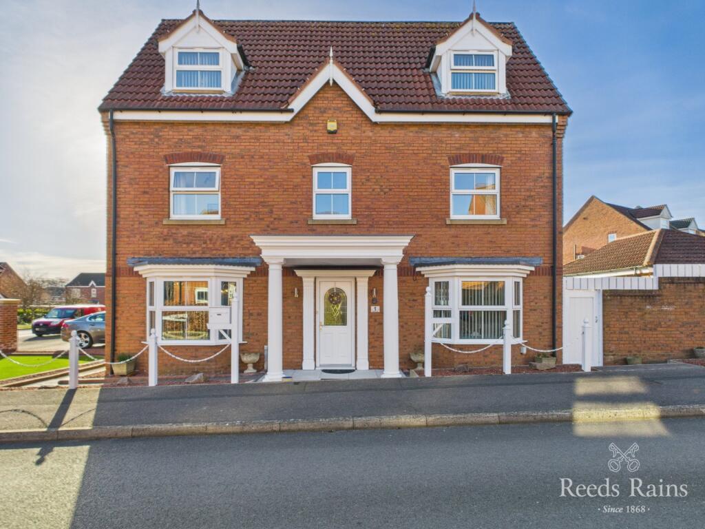 Main image of property: Willowdale Close, Bridlington, East Yorkshire, YO16