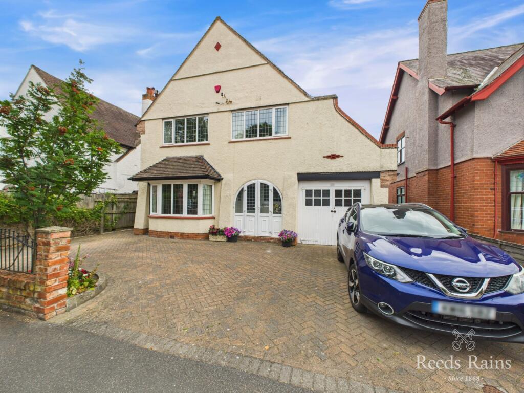 Main image of property: Kingsgate, Bridlington, East Yorkshire, YO15