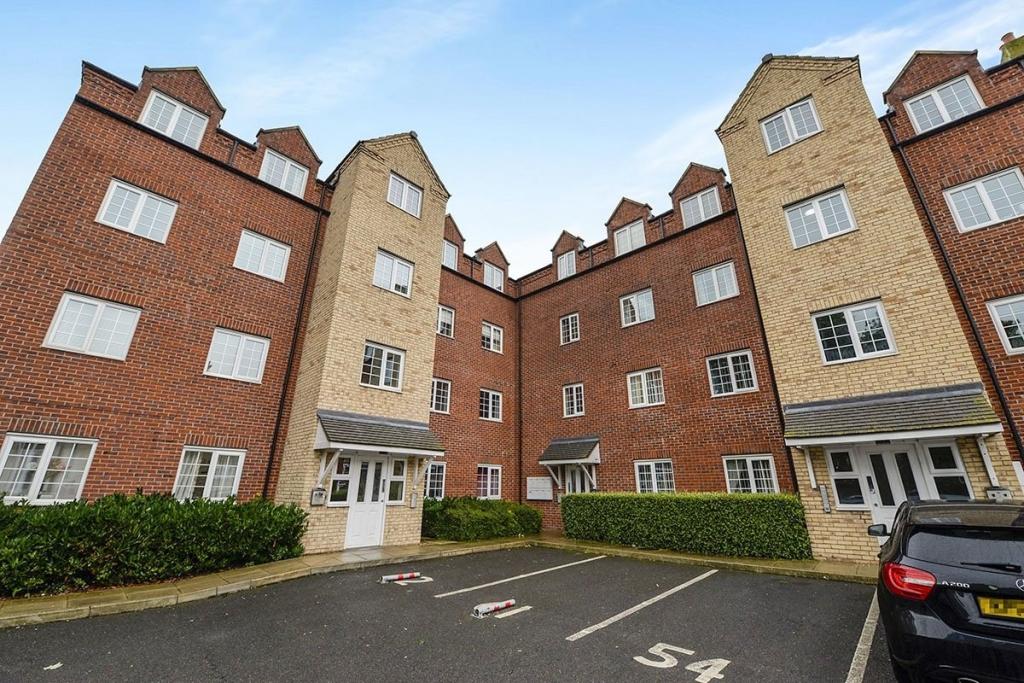 1 bedroom apartment for sale in Assembly House, Scholars Way