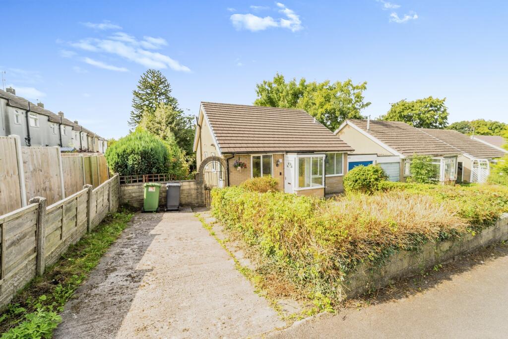 2 bedroom bungalow for sale in Heyhead Street, Brierfield, Nelson