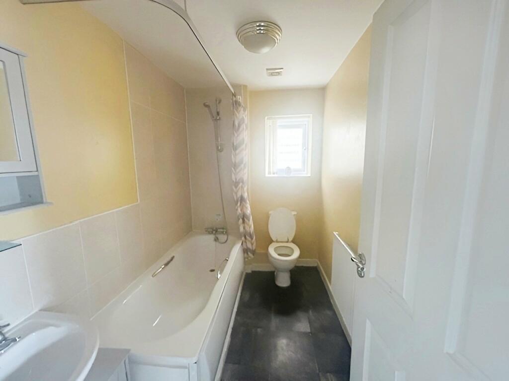 Additional property image - Waterloo Road, Burnley, Lancashire, BB11