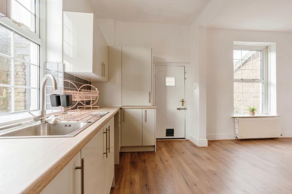 Additional property image - Palatine Square, Burnley, Lancashire, BB11