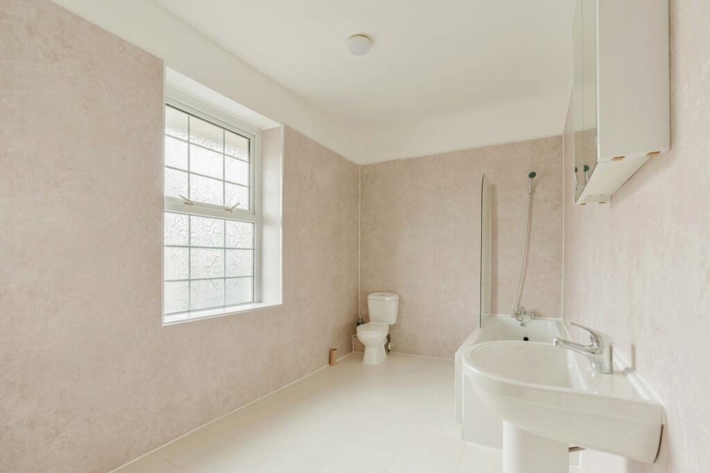 Additional property image - Palatine Square, Burnley, Lancashire, BB11