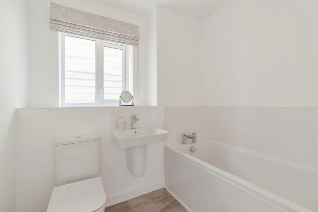 Additional property image - Kettledrum Drive, Burnley, Lancashire, BB10