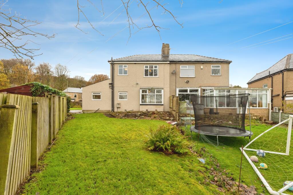 Additional property image - Todmorden Road, Burnley, Lancashire, BB11