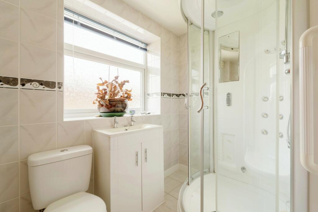 Additional property image - Red Spar Road, Burnley, Lancashire, BB10