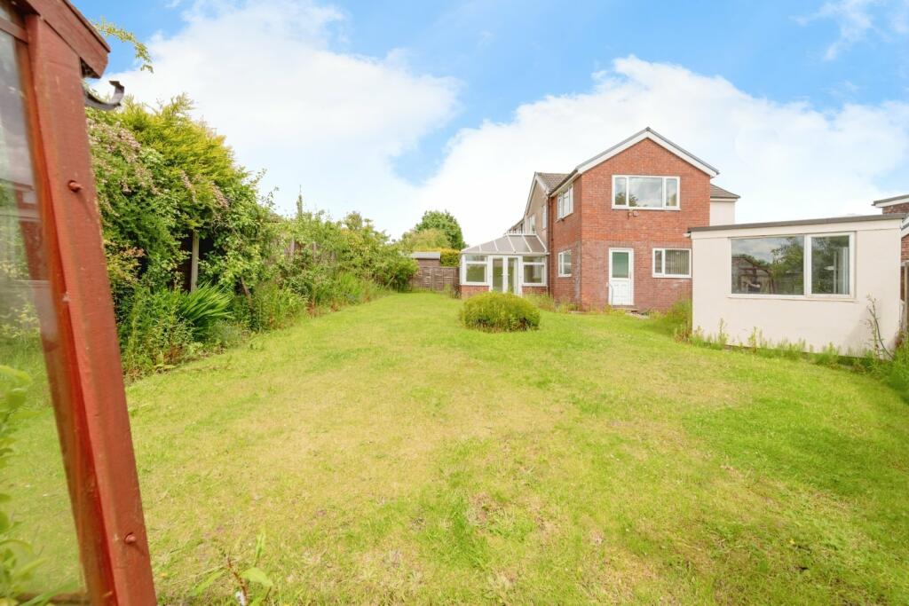 Additional property image - Red Spar Road, Burnley, Lancashire, BB10
