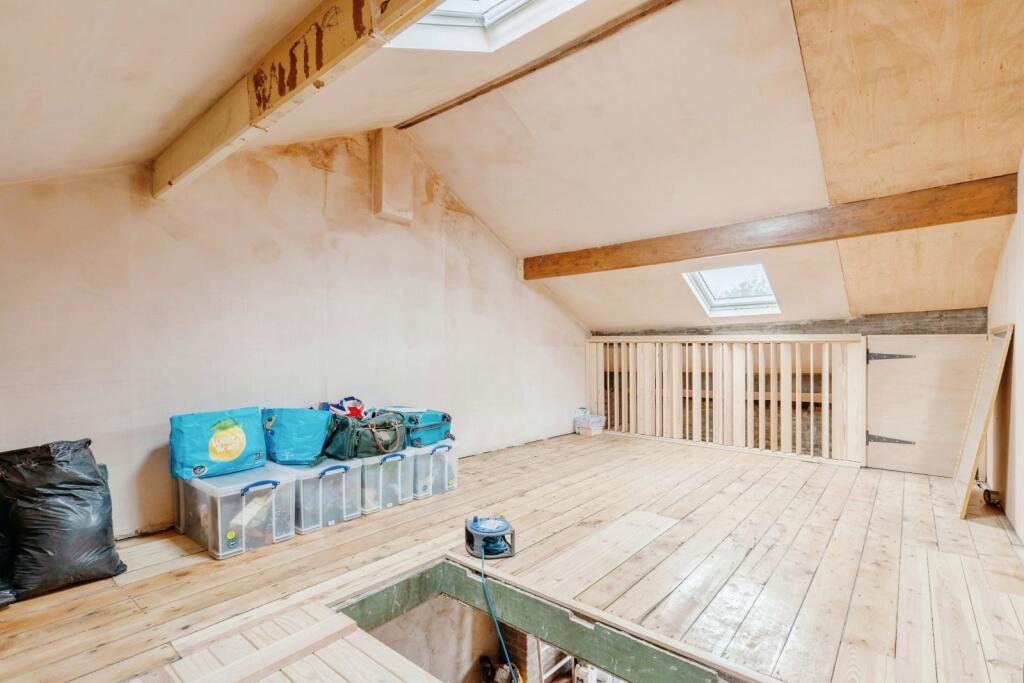 Additional property image - Nelson Square, Burnley, Lancashire, BB11