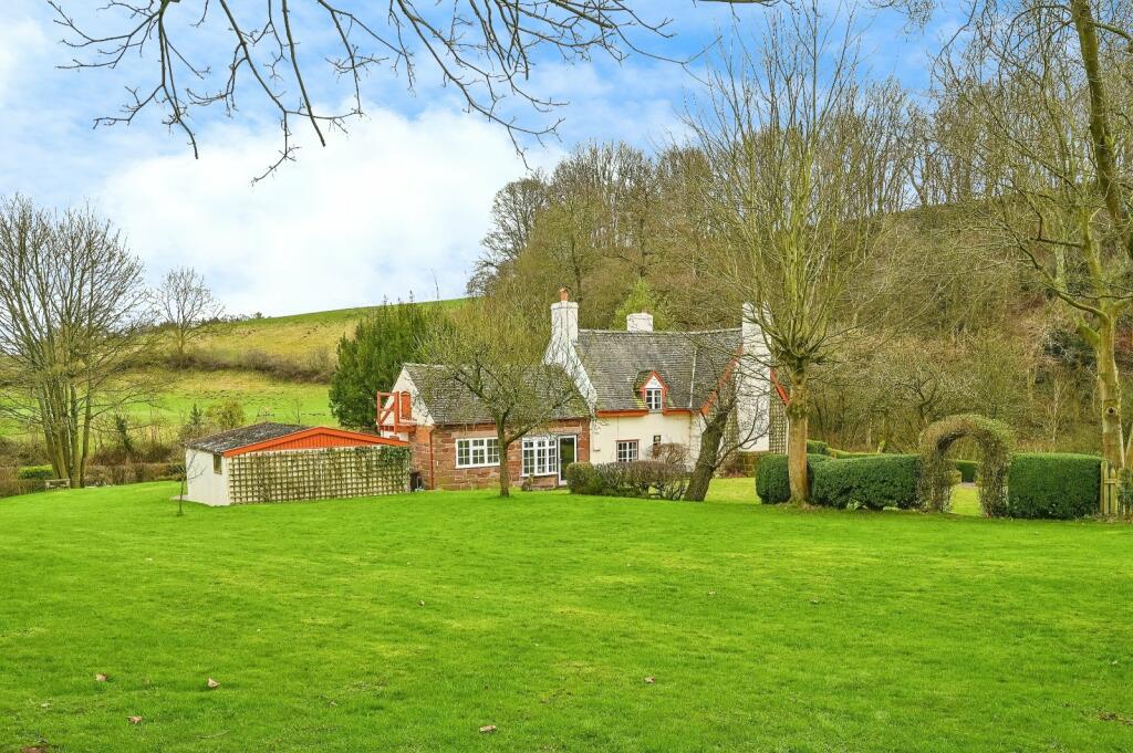 4 bedroom detached house for sale in Offley Brook, Eccleshall, Stafford