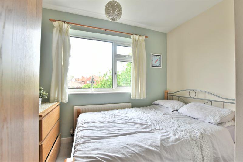 4 bedroom detached house for sale in Lincoln Road, Bassingham, Lincoln, LN5