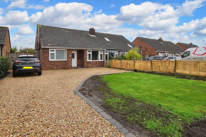 3 bedroom bungalow for sale in Saxilby Road, Sturton By Stow, Lincoln, LN1