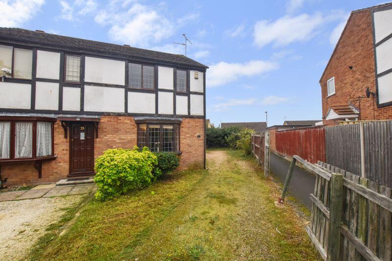 Main image of property: Chedworth Close, Lincoln