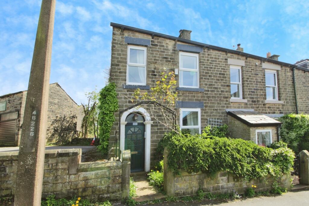 2 bedroom end of terrace house for sale in Post Street, Padfield, Glossop, Derbyshire, SK13