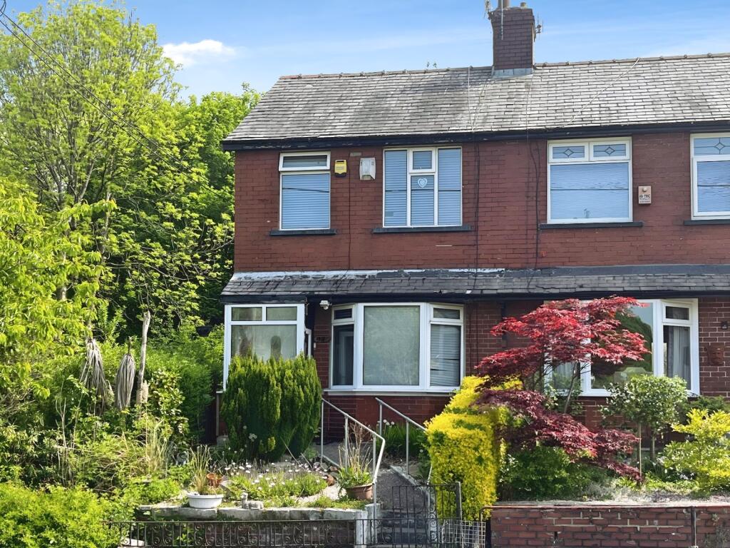 Main image of property: Cottage Lane, Glossop, Derbyshire, SK13
