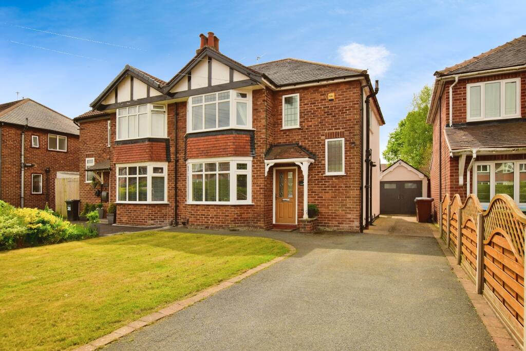 3 bedroom semidetached house for sale in Tideswell Road, Hazel Grove