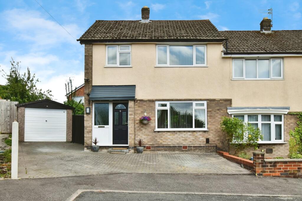 Main image of property: Bancroft Close, Bredbury, Stockport, Cheshire, SK6