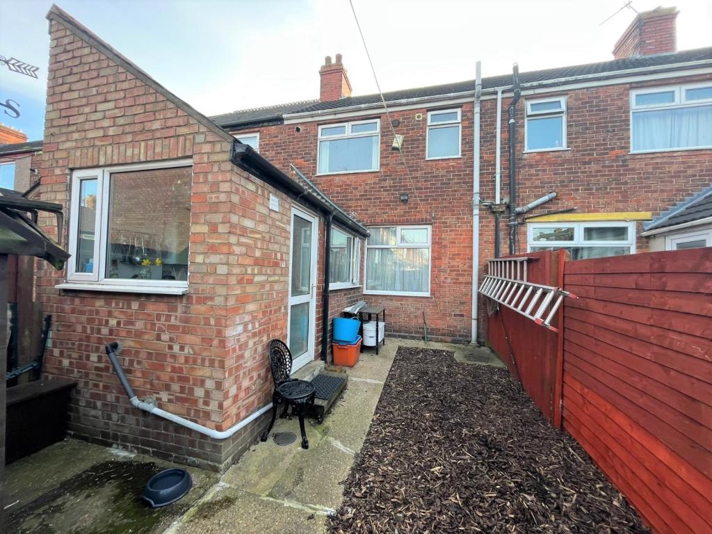 3 bedroom terraced house for sale in Spring Bank, Grimsby, Lincolnshire