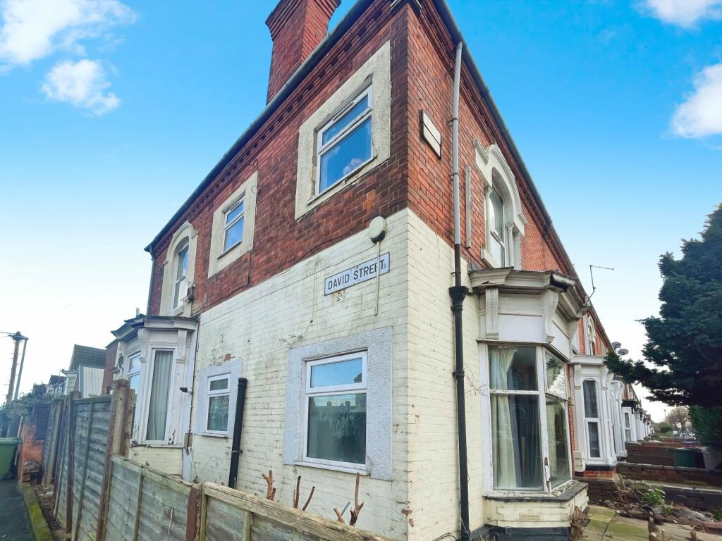 1 bedroom apartment for sale in Hainton Avenue, Grimsby, Lincolnshire, DN32