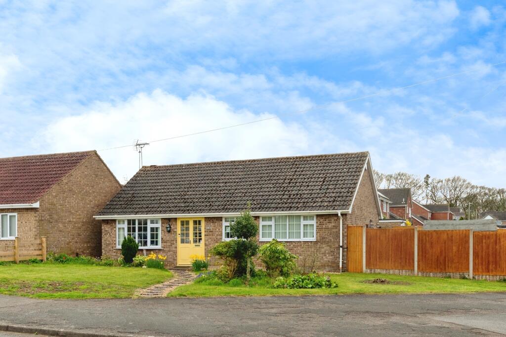 3 bedroom bungalow for sale in Navigation Lane, Caistor, Market Rasen