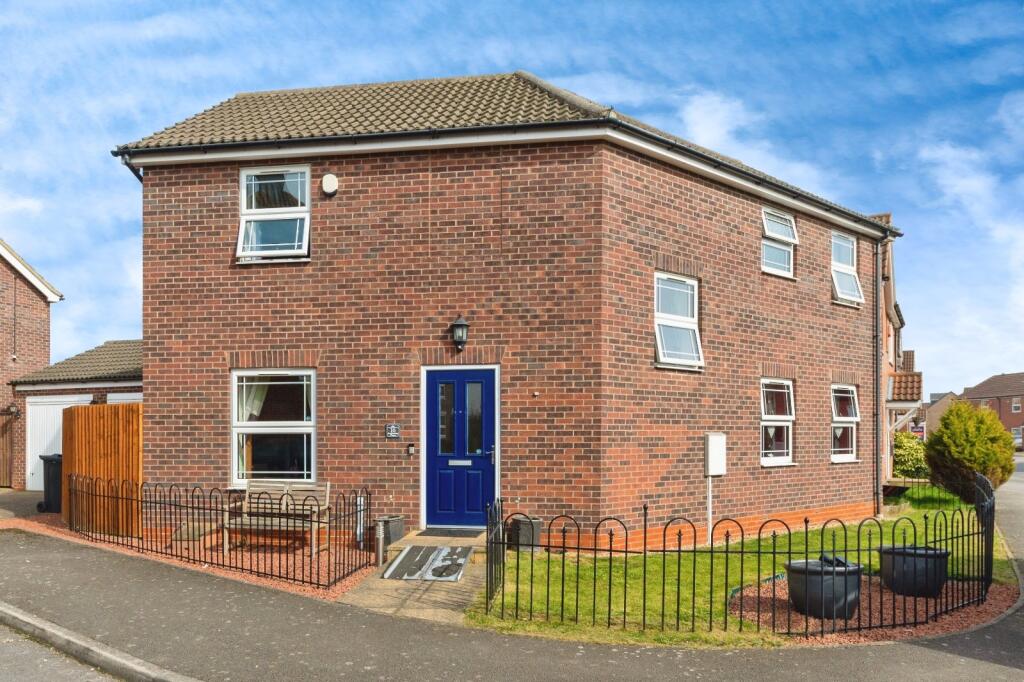 Main image of property: Amberley Close, Scartho Top, Grimsby, Lincolnshire, DN33
