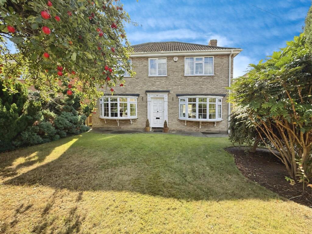 Main image of property: Abbotsway, Grimsby, Lincolnshire, DN32