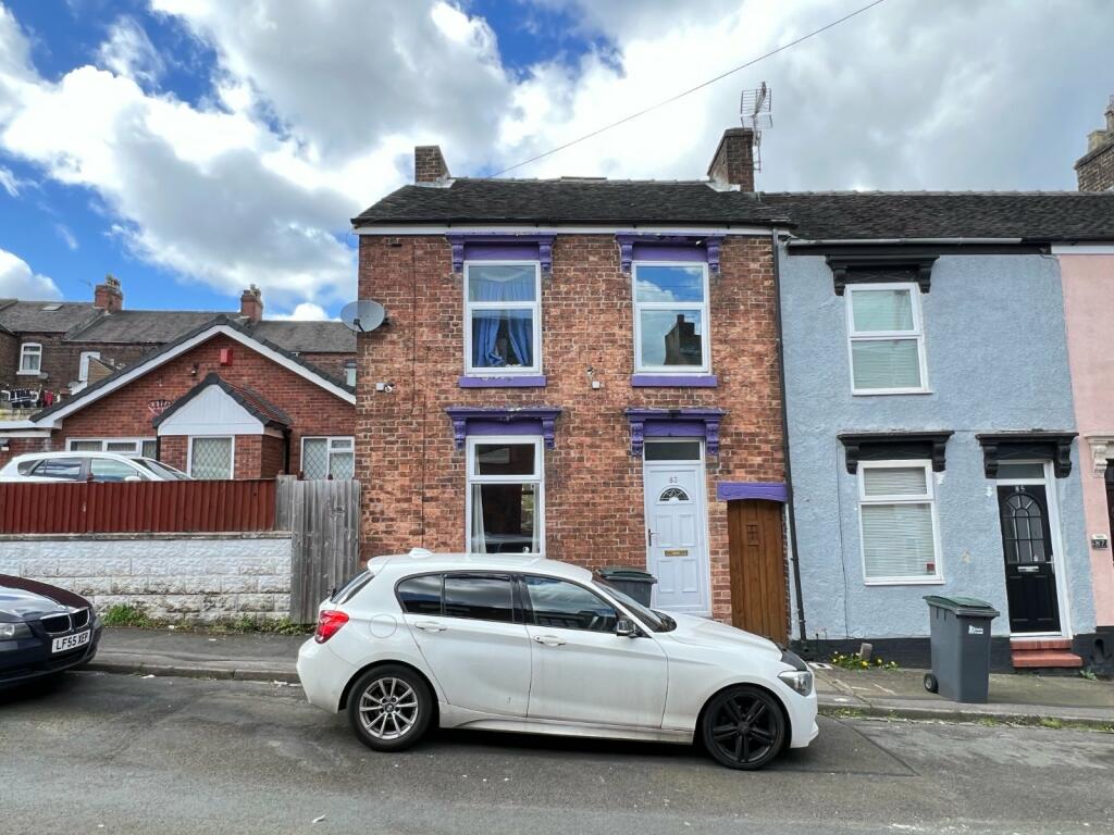 3 bedroom end of terrace house for sale in Mount Street, Stoke-on-Trent, Staffordshire, ST1