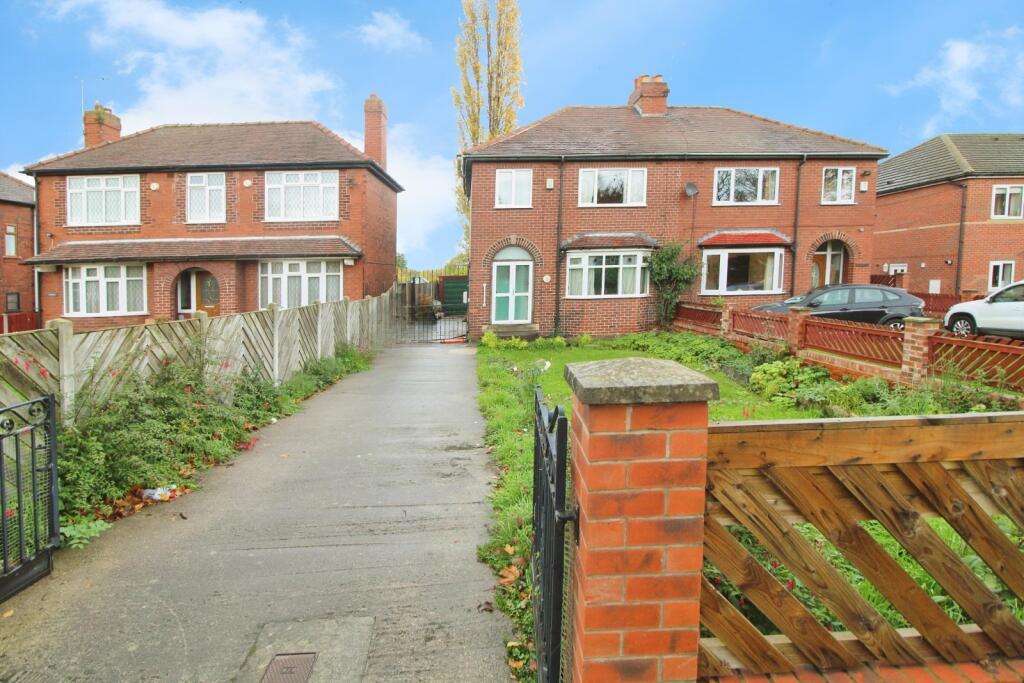 Main image of property: Methley Road, Castleford, West Yorkshire, WF10