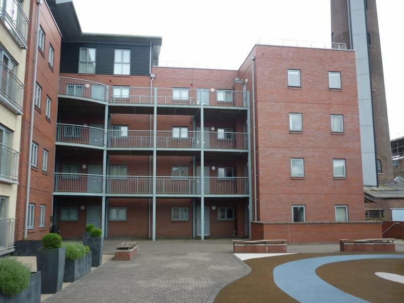 2 bedroom apartment for sale in Queens Road, Chester, Cheshire, CH1