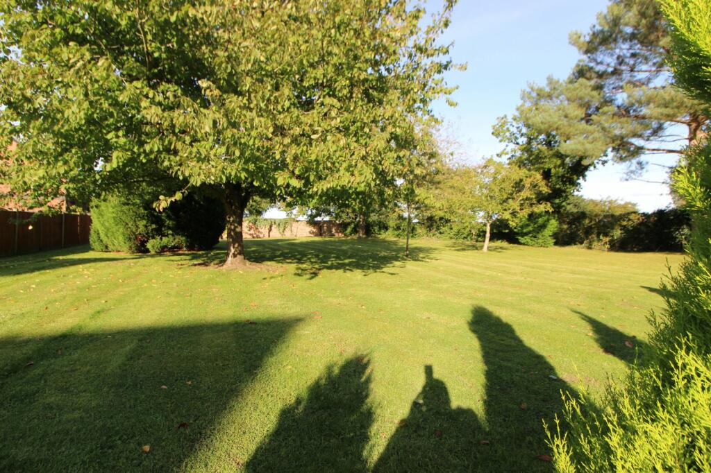 Additional property image - Ferma Lane, Great Barrow, Chester, Cheshire, CH3